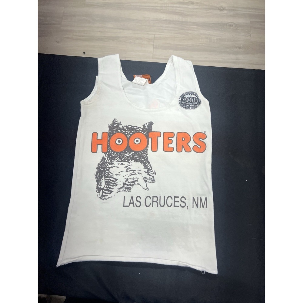 Hooters‎ Girl Worn Uniform Tank Size X Small Las Cruces NM